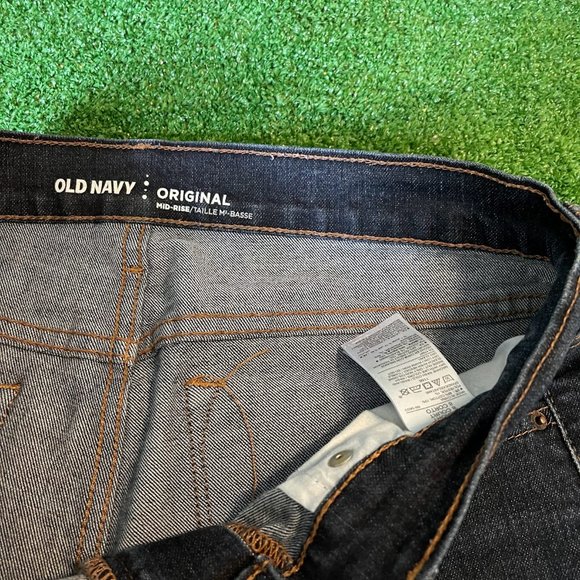 Old Navy Women's Original Mid Rise Slim Fit Mom Style Blue Jeans Pants Size 8 - Picture 6 of 11
